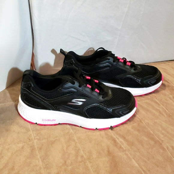 Skechers Shoes - Sketchers Go Run M Strike Sneakers